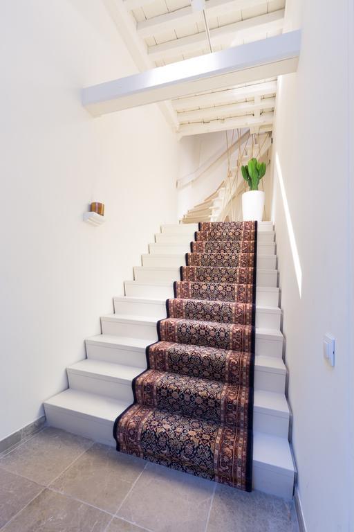 Y & L Villa أنتويرب المظهر الخارجي الصورة